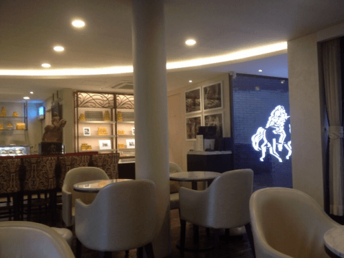 2階は落ち着いた空間