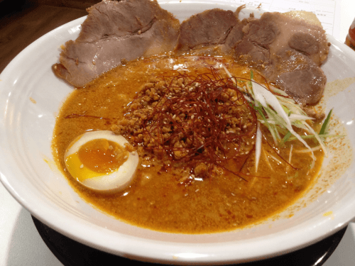 弘大店限定、白ごま坦々麺