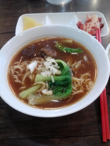 辛めの牛肉麺もまあ良いのですが