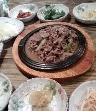 プルコギ付きです