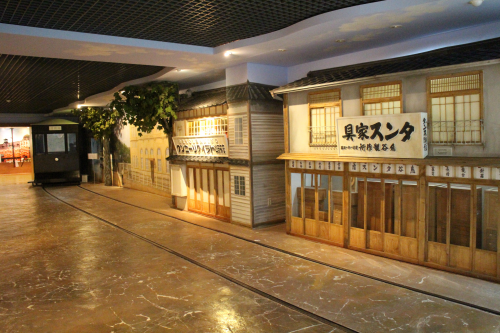 부산근대역사관(釜山近代歴史館)の２階、釜山にあった日本人用商店街を再現しています。