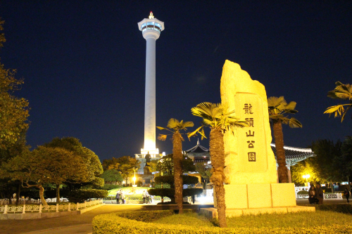 부산타워(釜山タワー)です。