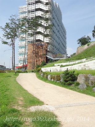 デザイナーズマンションか美術館かと思いました。