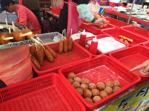 揚げたてホットドック！