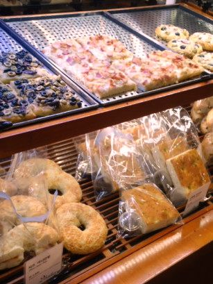 東京のデパ地下のようです。