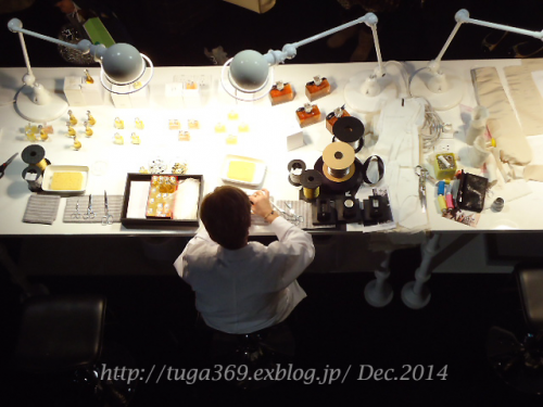 地下に香水コーナーがありました。