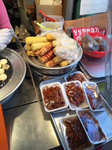 日本のとはまた味が違うとうもろこし