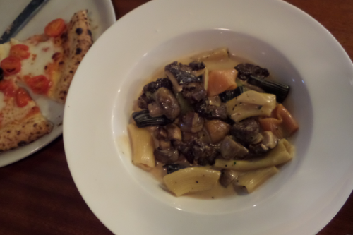 ステーキパスタ