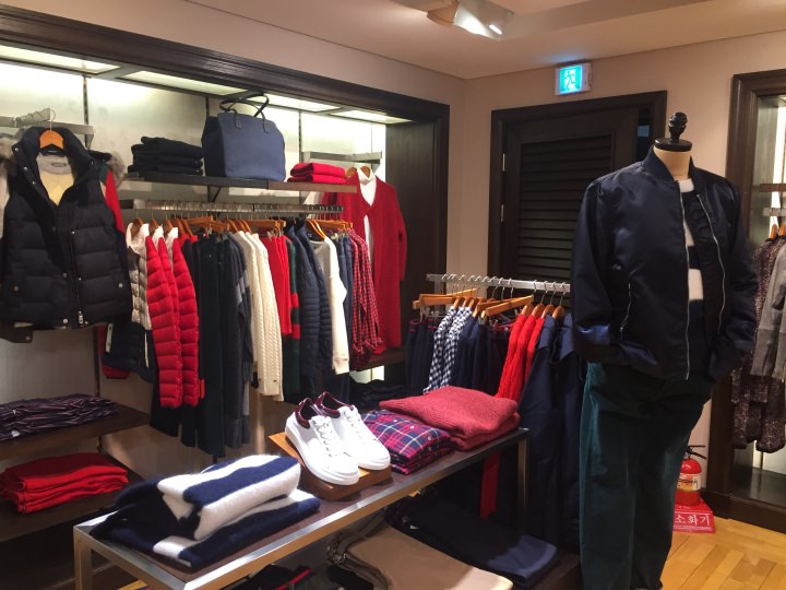 レディースフロア