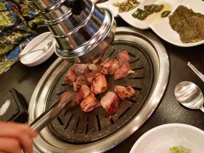 スタッフさんが焼き焼き