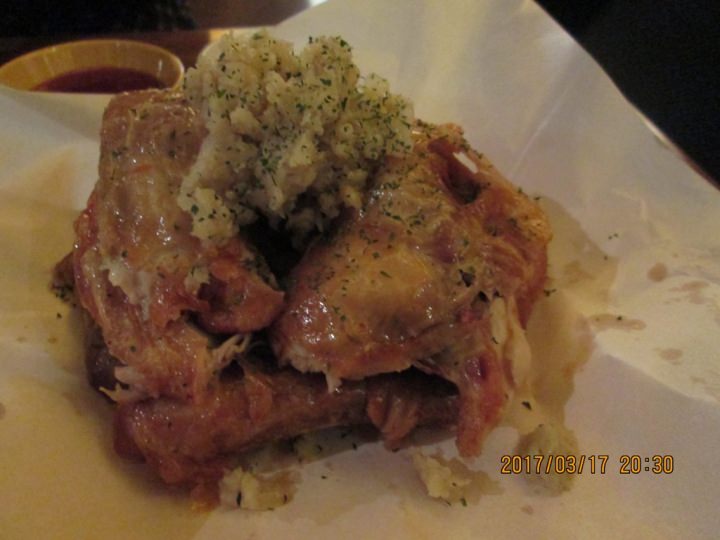 マヌルチョンギグイ（ニンニク電気焼きチキン、16000w）