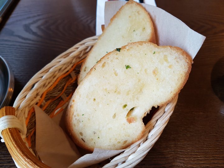 ガーリックトースト