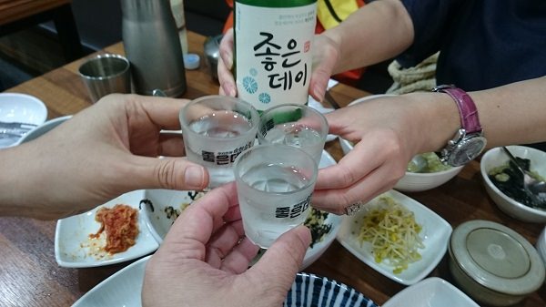 ソジュにスイッチして、まったりしっぽり飲む。