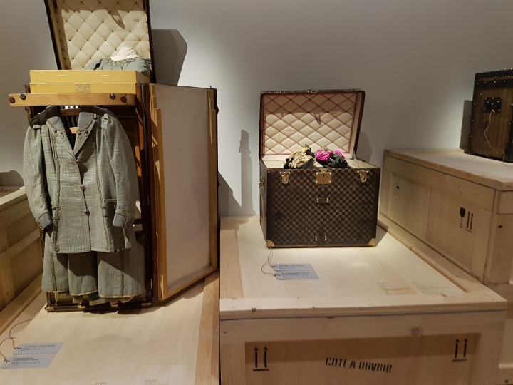 最初はトランクの展示がメイン