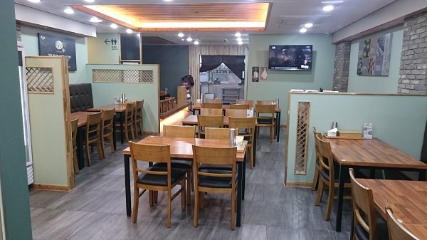 店内とっても清潔。