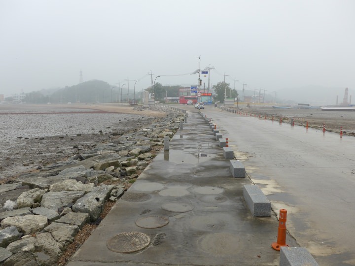 ようやく済扶島に到着しました。あちこち寄り道したり、写真を撮っていたので、1時間以上かかりました。