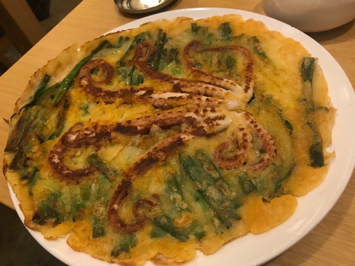 テナガダコが大胆に入ってます