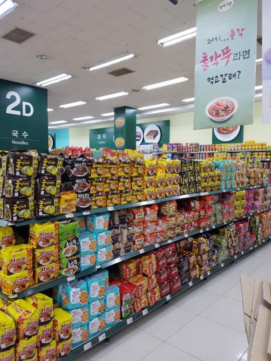 韓国と言えばやっぱりラーメン！種類も豊富です✨