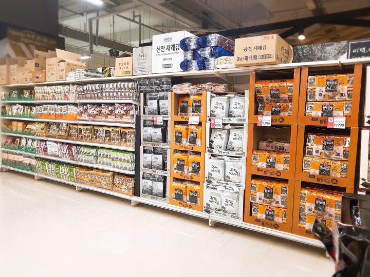 韓国のりも品揃え豊富