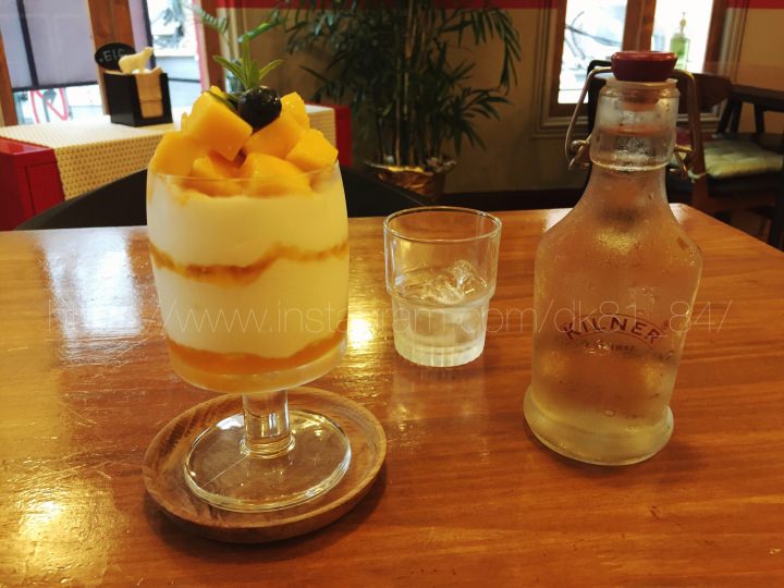 マンゴーヨーグルト、6,000w。