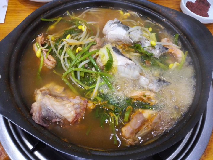 大きいふぐがたくさんはいってます^^(メウンタン)