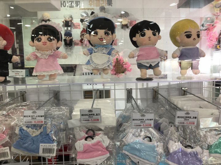 Idolllookの写真アルバム ｜弘大(ソウル)のショッピング店｜韓国旅行