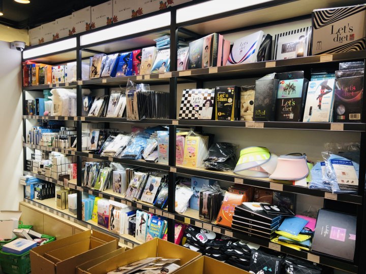 サンバイザーやストッキングも♪