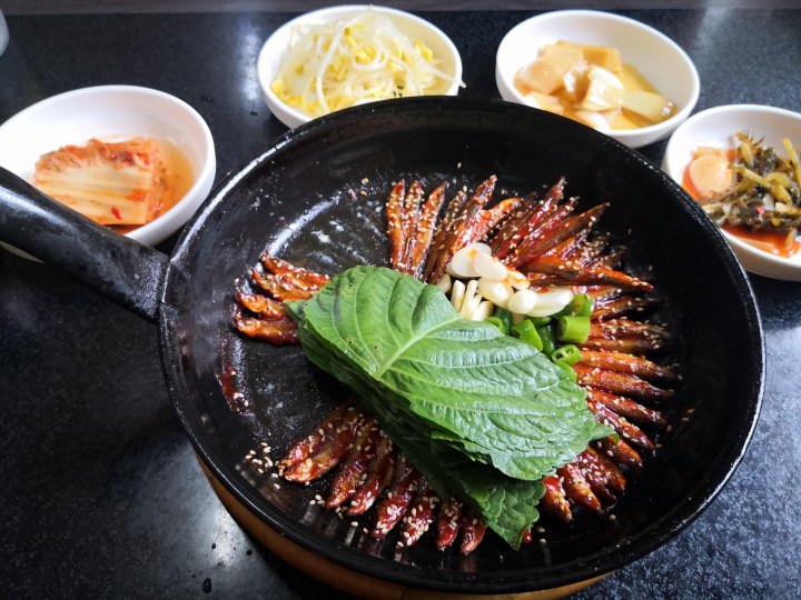 トリペンベンです