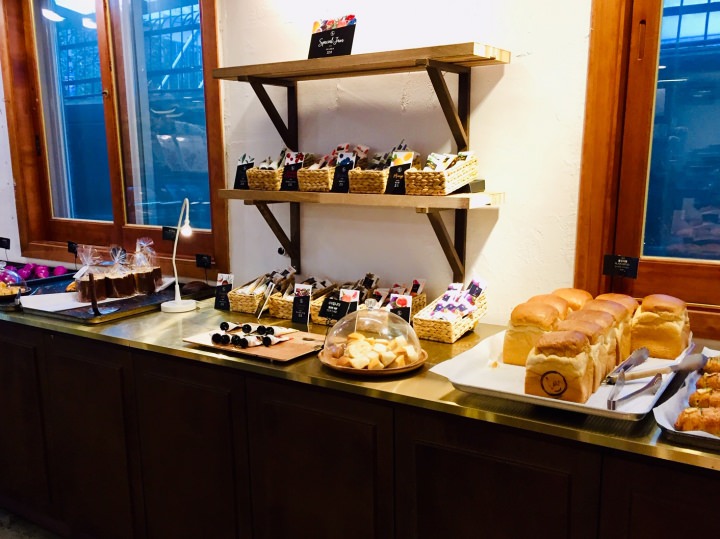 歯磨き粉型のジャム。