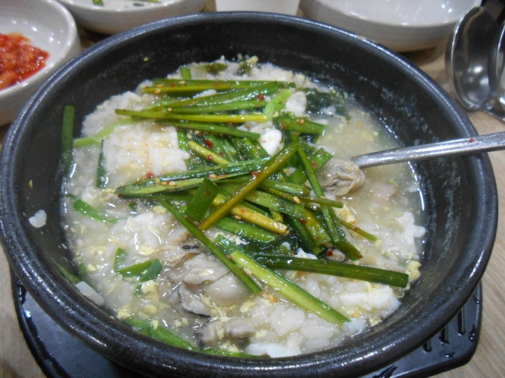 ニラ追加で食べます。