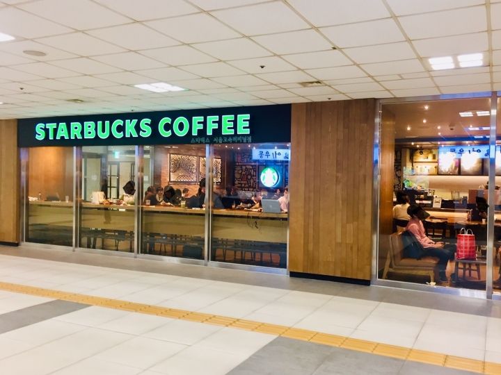 STARBUCKS COFFEE ソウル高速ターミナル店｜江南駅・三成(COEX)(ソウル