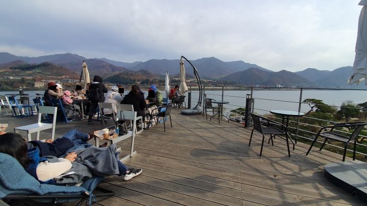 北漢江が一望できます。