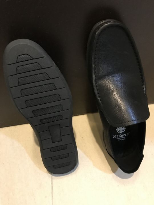 靴底のゴムもしっかりしています