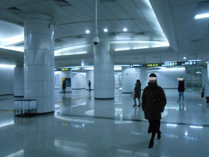 奉恩寺駅…とても綺麗です。