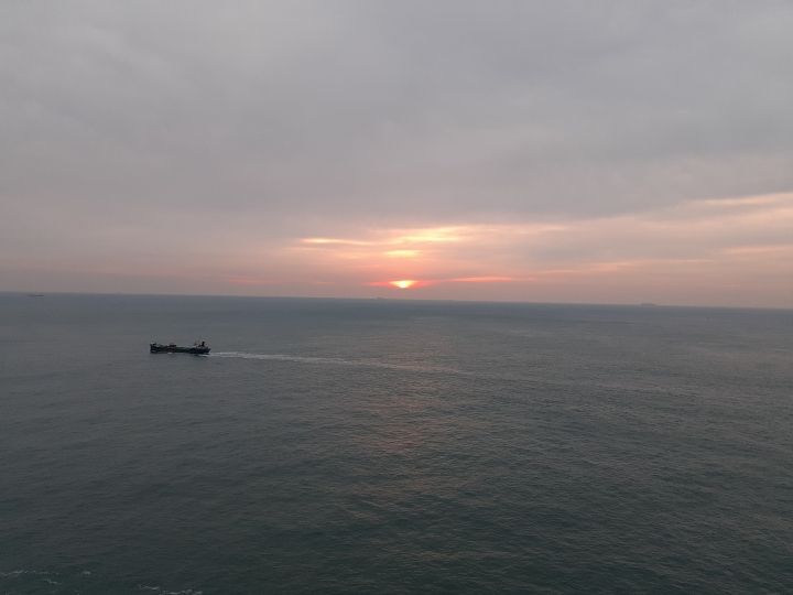 ７時３7分　日の出