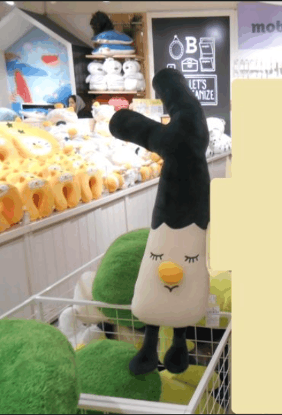 ネギさんも抱っこ。