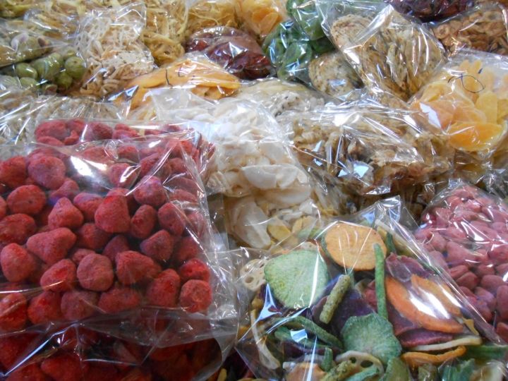 カラフルなドライフルーツが一杯!