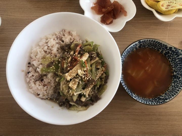 日替わり定食(プルコギ丼)