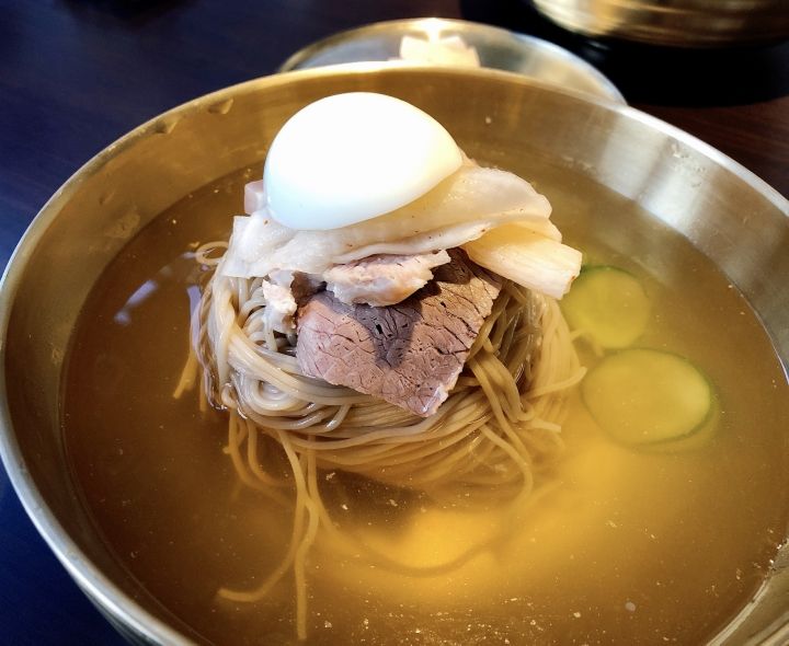 平壌冷麺