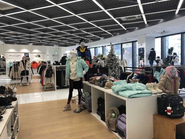 2FのWHITE LABEL店 @明洞店
