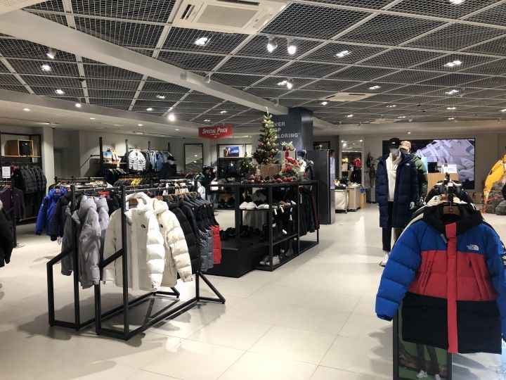 B1のOUT DOOR@明洞店