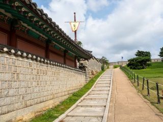 水原華城|水原(京畿道)の観光スポット|韓国旅行「コネスト」 水原華城|水原(京畿道)の観光スポット|韓国旅行「コネスト」
