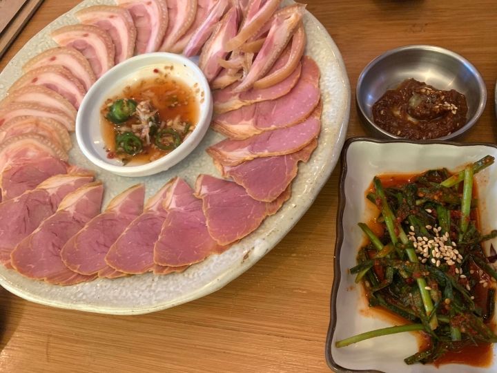 コンパッ｜弘大(ソウル)のグルメ・レストラン｜韓国旅行「コネスト」 コンパッ｜弘大(ソウル)のグルメ・レストラン