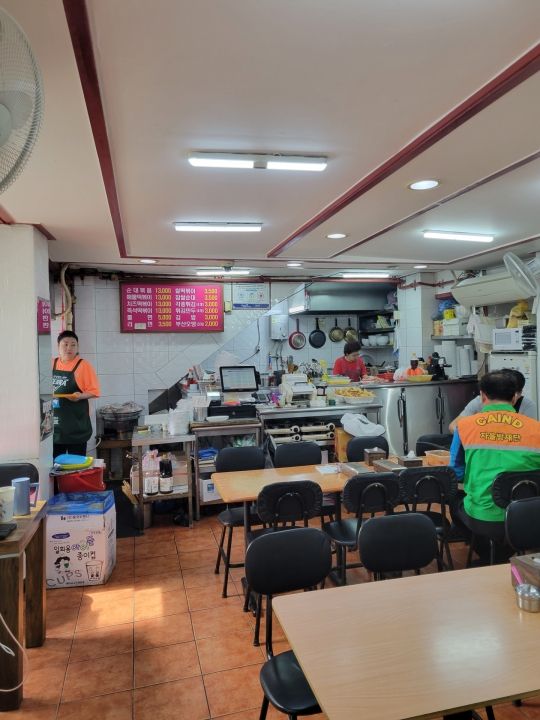 オープン直後なので貸し切り状態