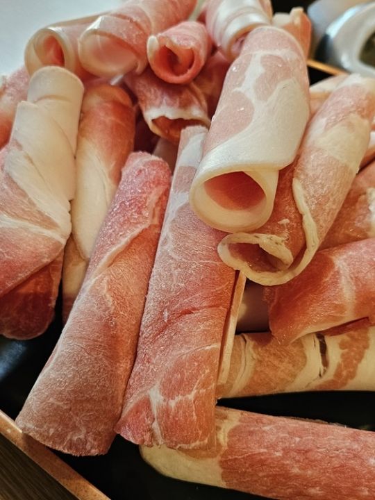 済州豚肉も薄肉で