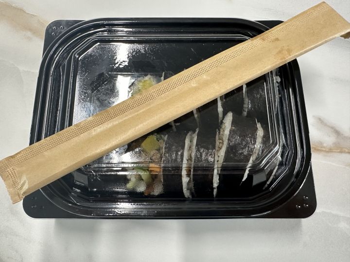 お箸もくれます。