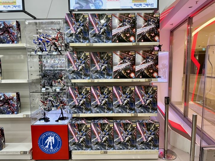THE GUNDAM BASE KOREA(ガンダムベース) COEX店｜江南駅・三成(COEX
