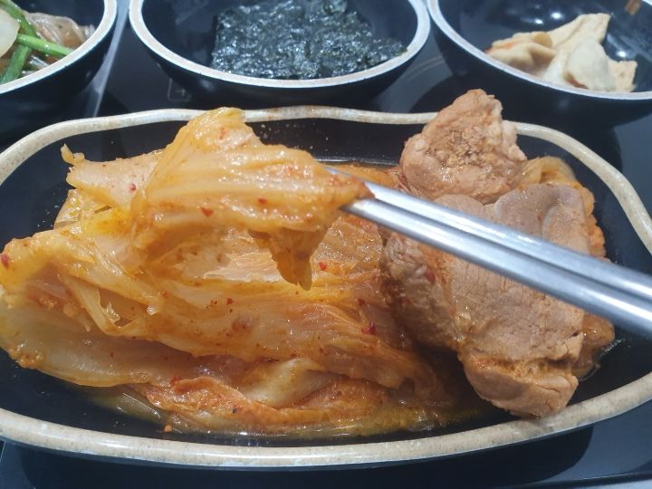 チムチム　0107 ♡ NONGSHIM（農心） キムチチャグリ 107g / 大盛カップ 韓国ラーメン