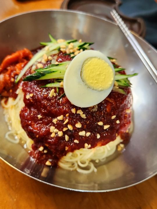 ビビンミルミョン