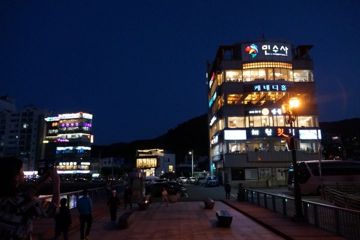 お店があるビル外観